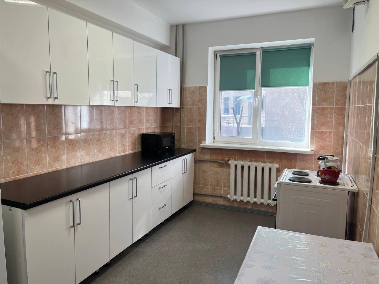 Common floor kitchen